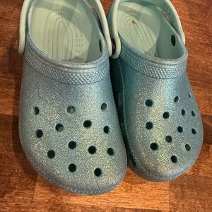 CROCS Glittery Aqua Kids Clogs